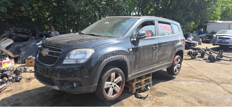 Chevrolet Orlando 2011. god. -  kompletan auto u delovima