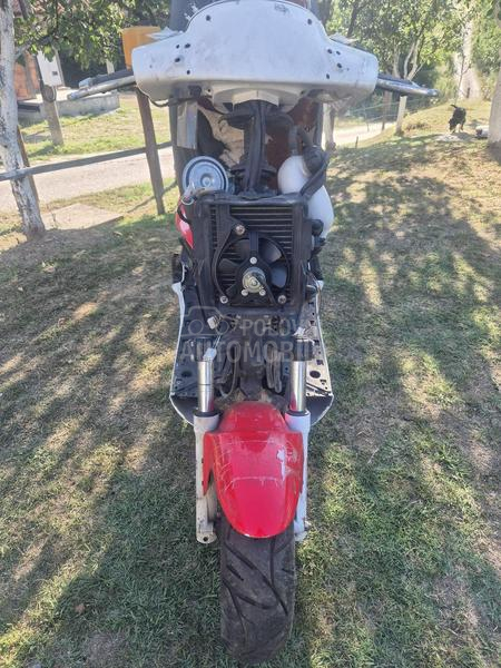 Aprilia leonardo 125