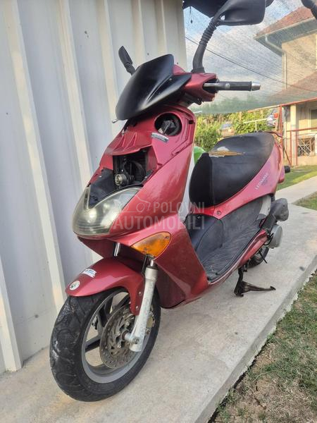 Aprilia leonardo 125