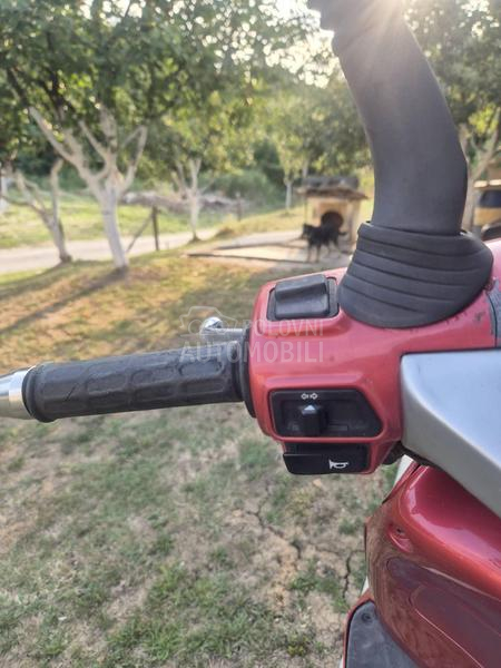 Aprilia leonardo 125