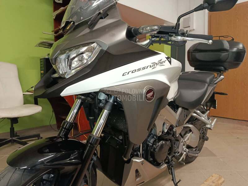 Honda Crossrunner 800  VFR 800X