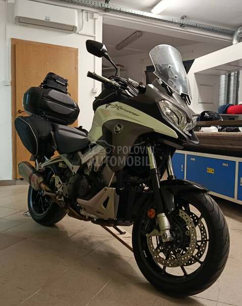 Honda Crossrunner 800  VFR 800X