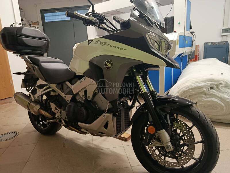 Honda Crossrunner 800  VFR 800X