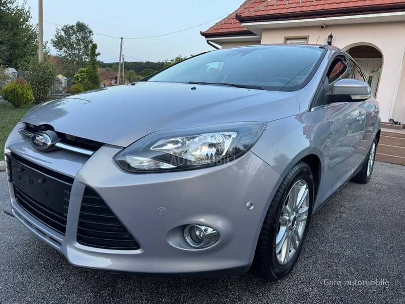 Ford Focus 1.6 TITANIUM CH NOV