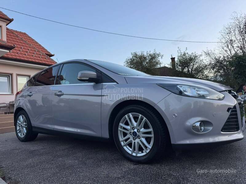 Ford Focus 1.6 TITANIUM CH NOV