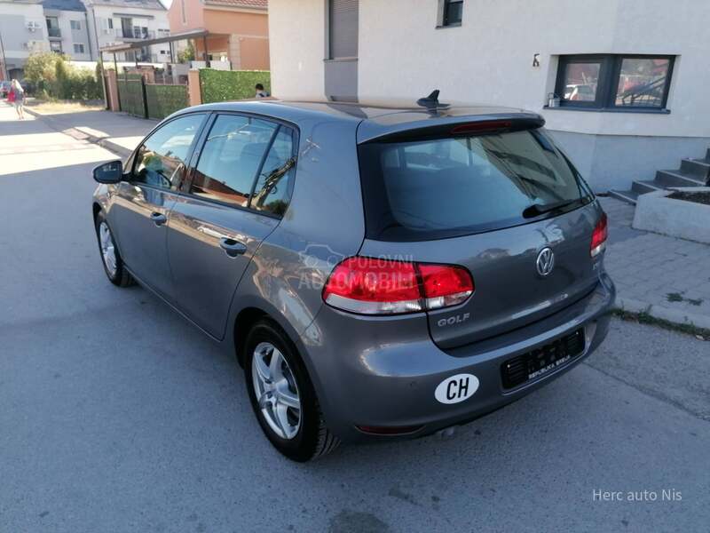 Volkswagen Golf 6 1.2i TREND LINE CH