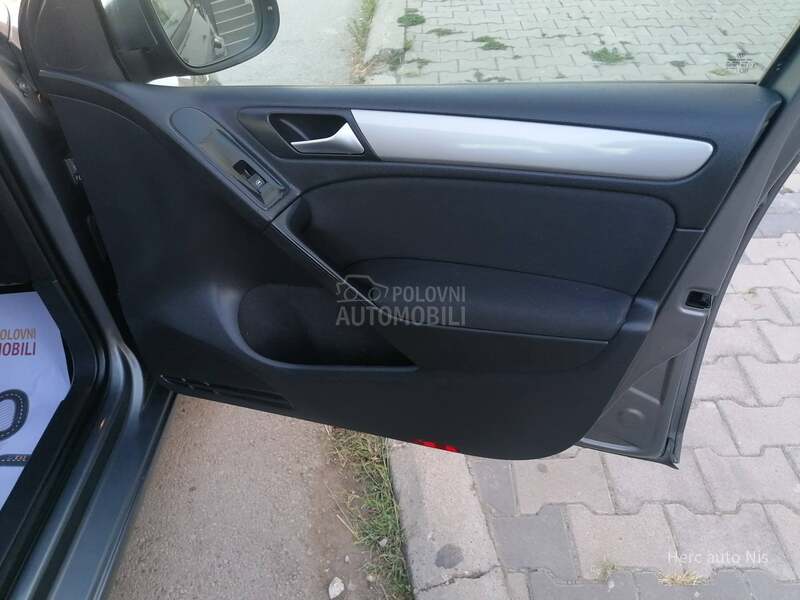 Volkswagen Golf 6 1.2i TREND LINE CH