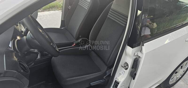 Volkswagen up! 1.0 Ben/Metan NOV