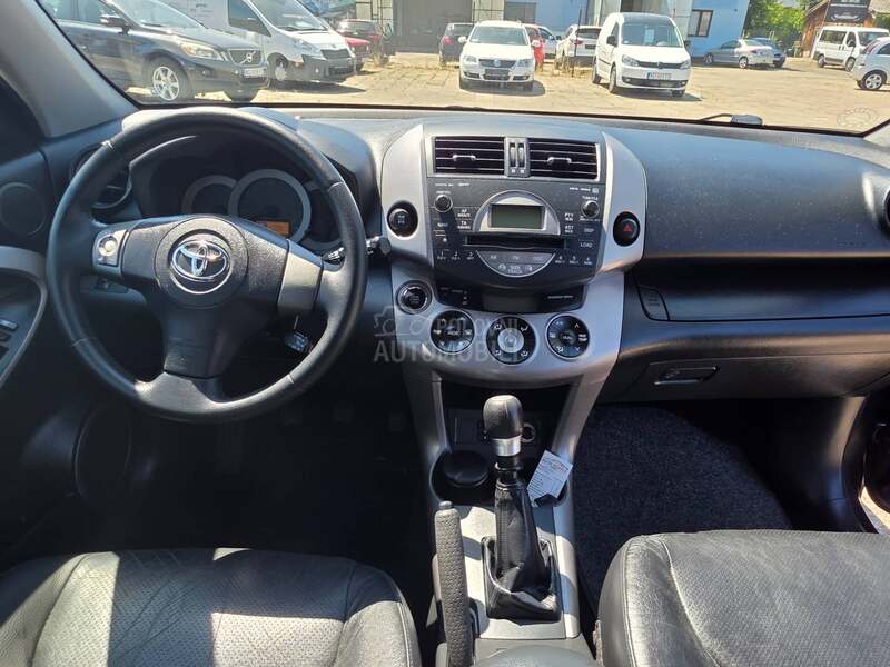 Toyota RAV 4 2.0d4X4 VELSER
