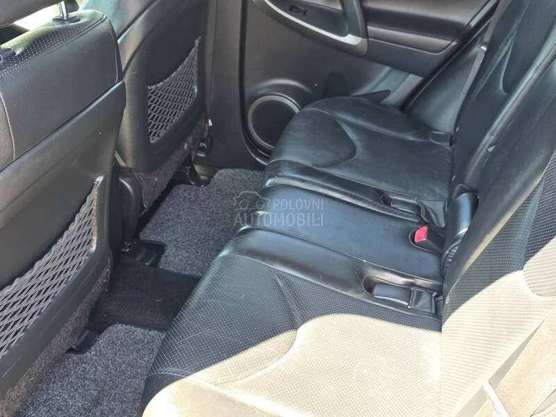 Toyota RAV 4 2.0d4X4 VELSER