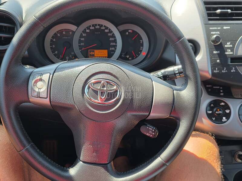 Toyota RAV 4 2.0d4X4 VELSER