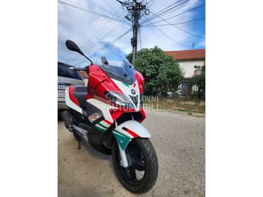 Gilera Nexus