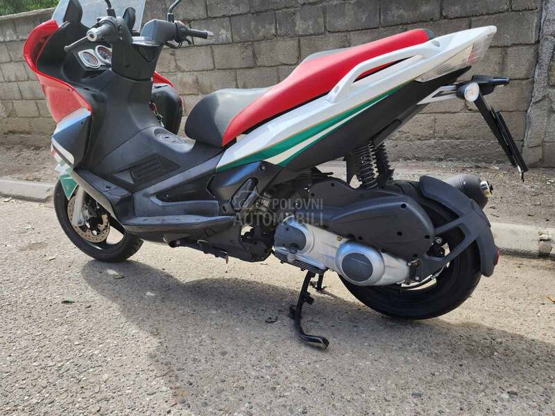 Gilera Nexus