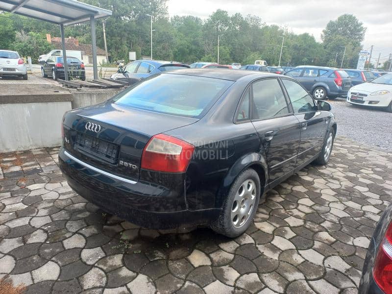 Audi A4 2500