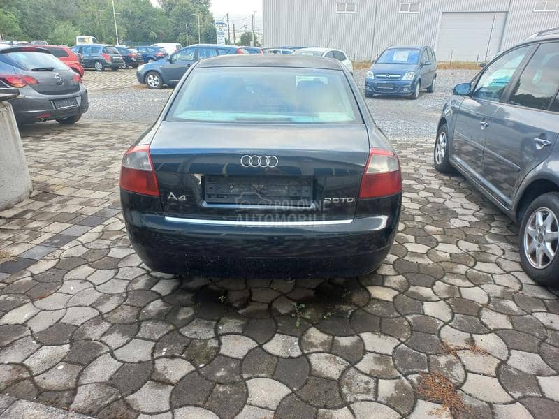 Audi A4 2500