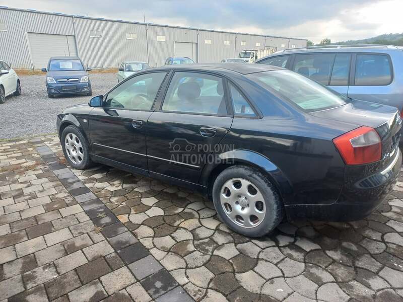 Audi A4 2500