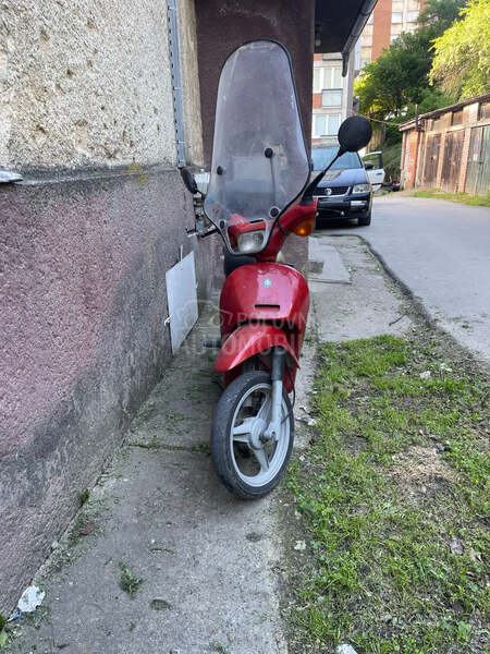 Piaggio Free