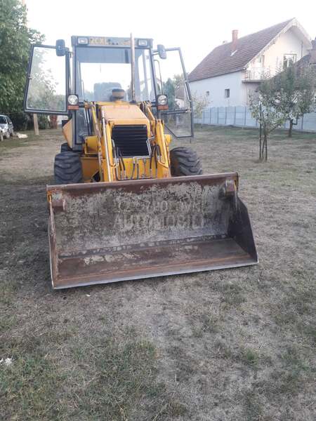 JCB 2CLXL