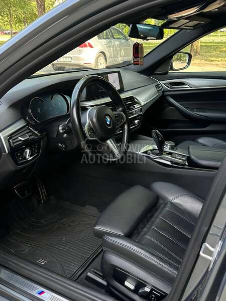BMW 530 3.0 M  X-Drive