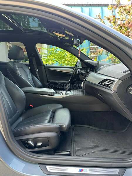 BMW 530 3.0 M  X-Drive