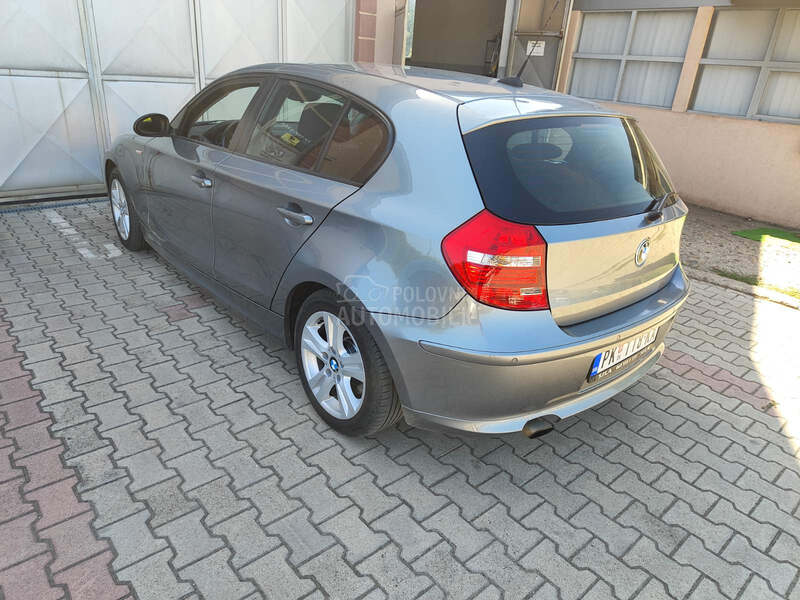 BMW 118 