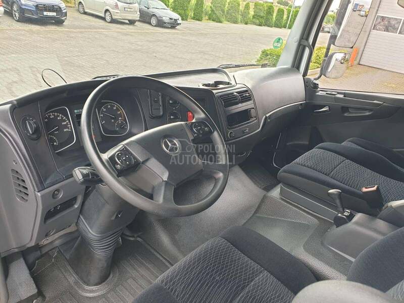 Mercedes Benz ATEGO 818