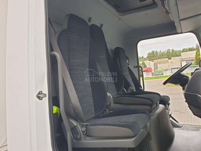 Mercedes Benz ATEGO 818
