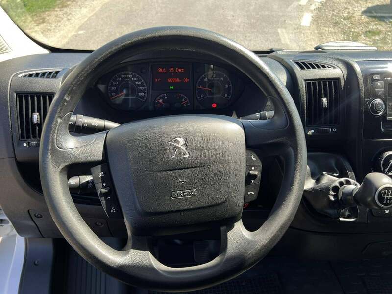 Peugeot Boxer 