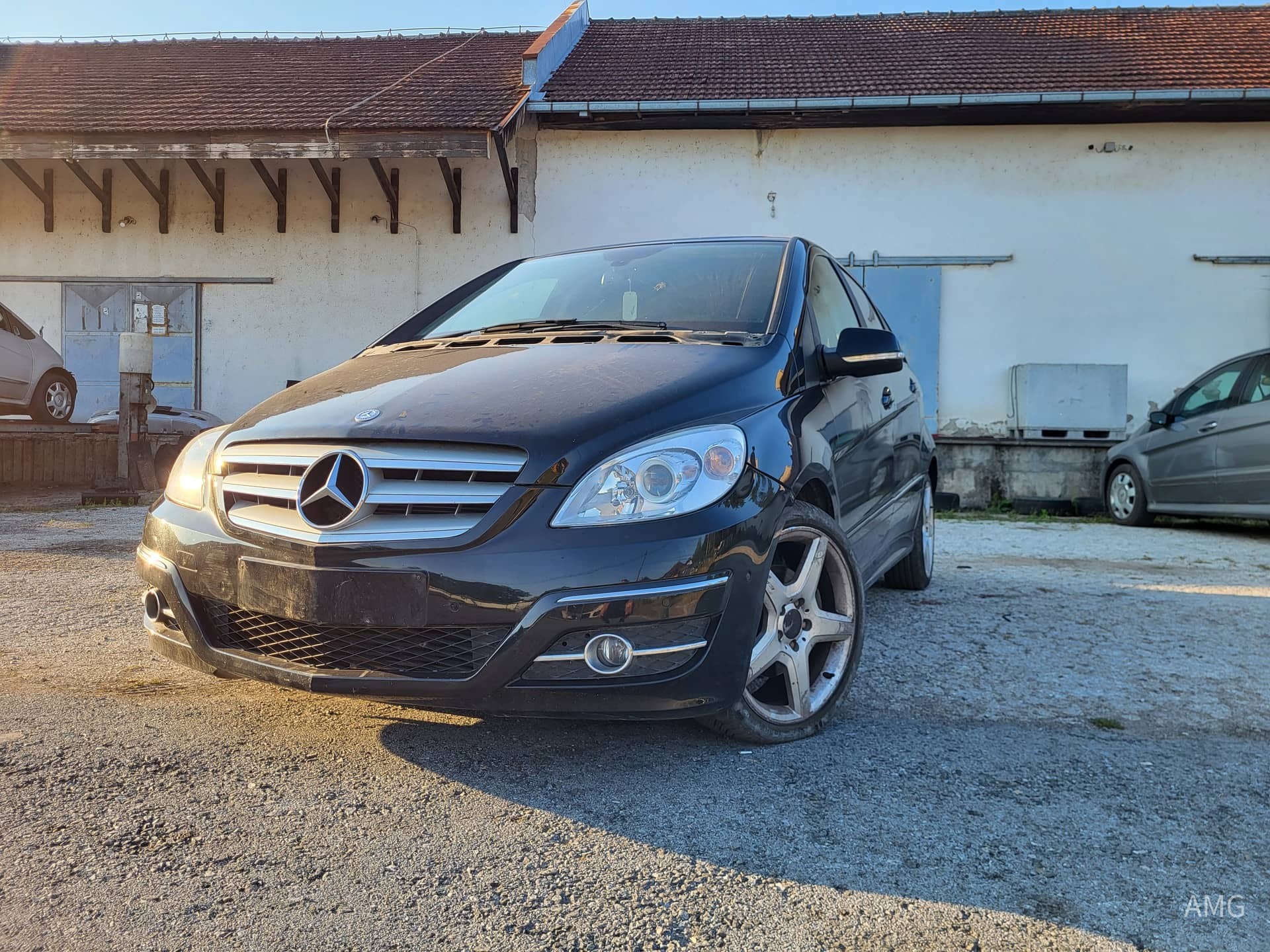 Mercedes Benz B Klasa -  kompletan auto u delovima