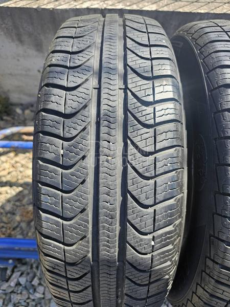 Pirelli 185/60 R15 Zimska