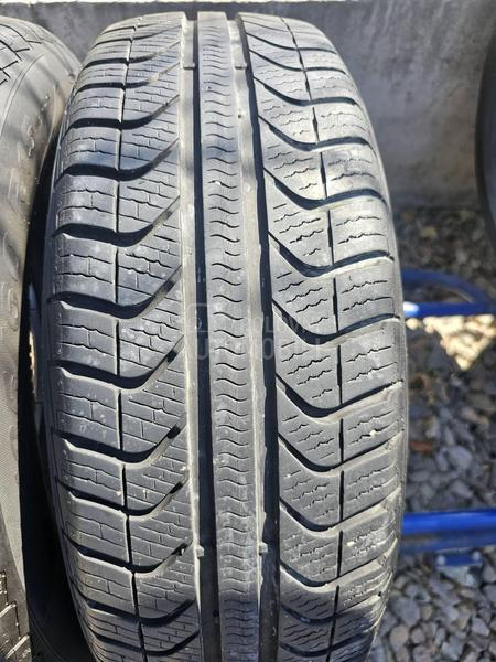 Pirelli 185/60 R15 Zimska