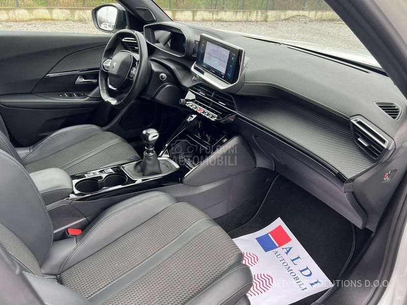 Peugeot 2008 1.2Puretech/ GT