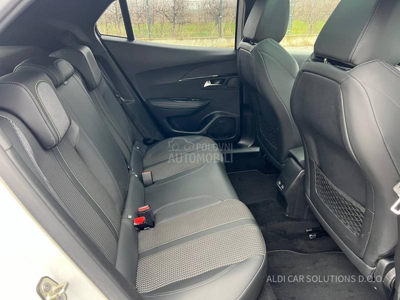 Peugeot 2008 1.2Puretech/ GT