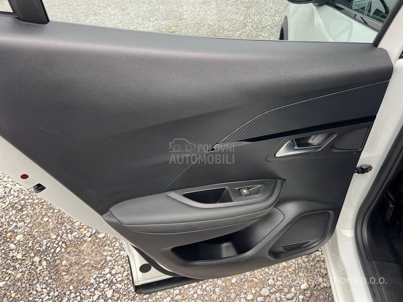 Peugeot 2008 1.2Puretech/ GT