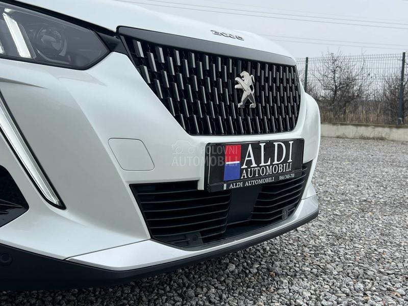 Peugeot 2008 1.2Puretech/ GT