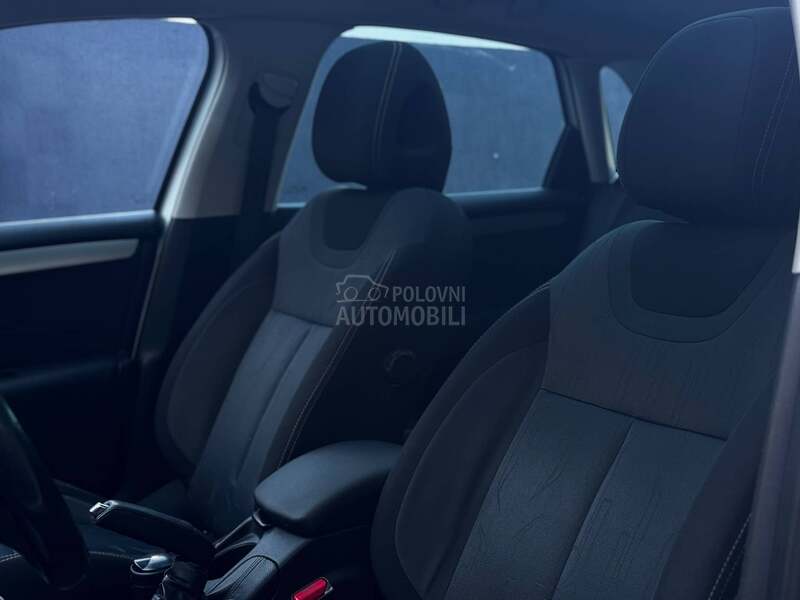 Citroen C4 1.6 HDI NAVY PANO
