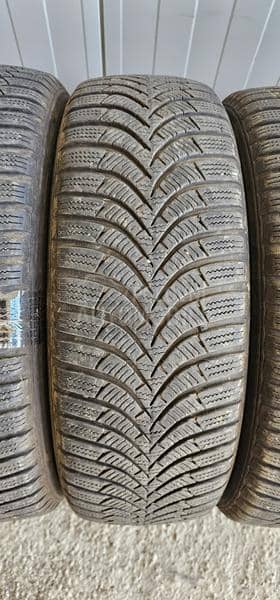 Hankook 185/65 R15 Zimska