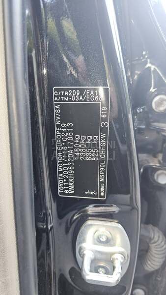 Toyota Yaris 1.3b, 2010. god.
