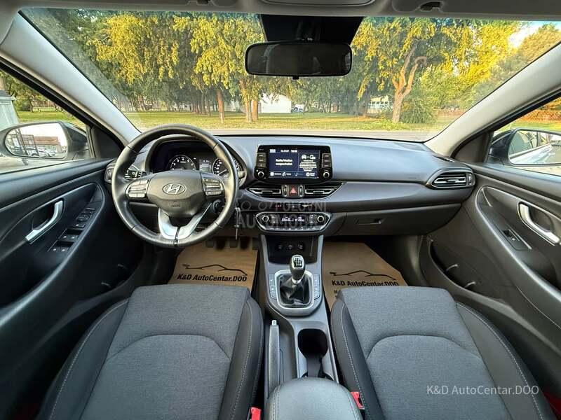 Hyundai i30 1.0 T-GDI