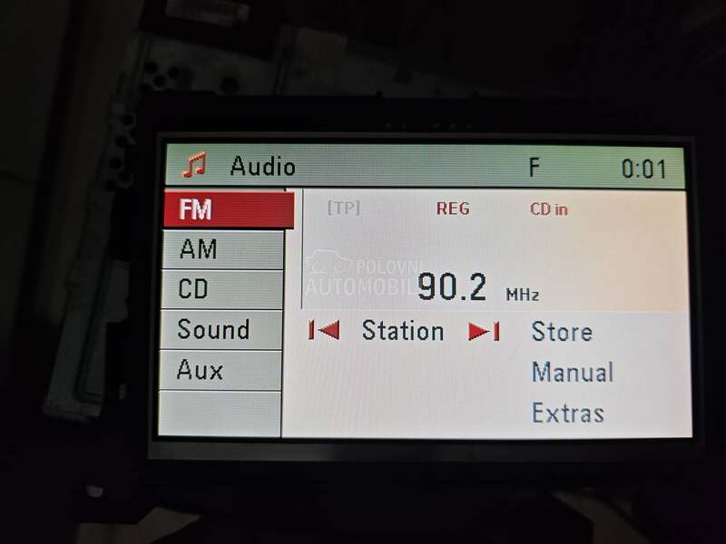 Radio CD70 Navi i CID ekran