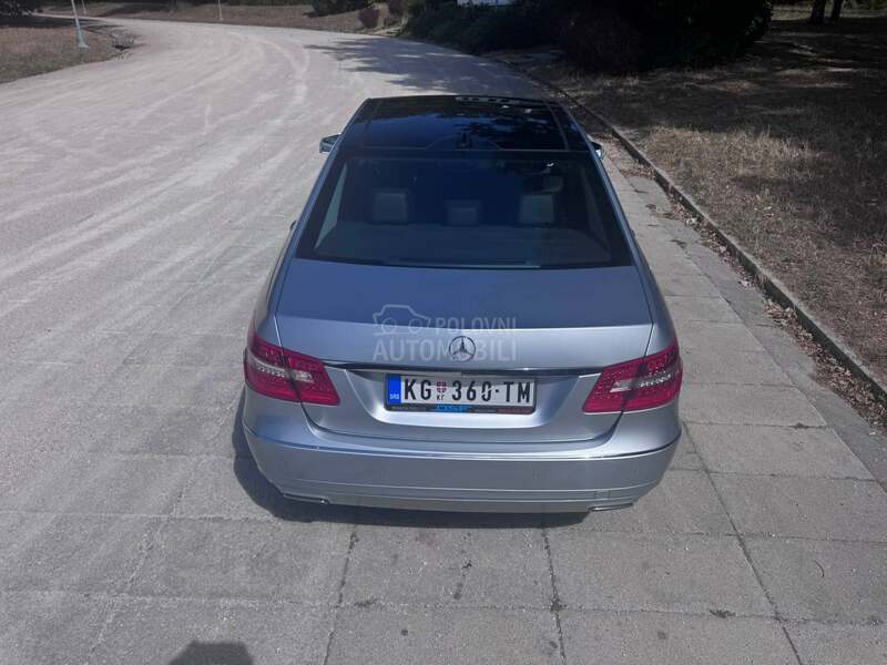 Mercedes Benz E 300 Hybrid