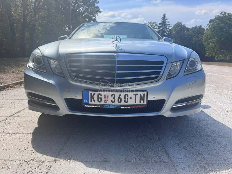 Mercedes Benz E 300 Hybrid