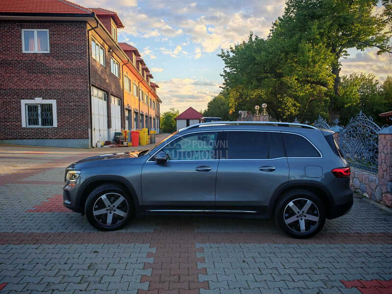 Mercedes Benz GLB 200 