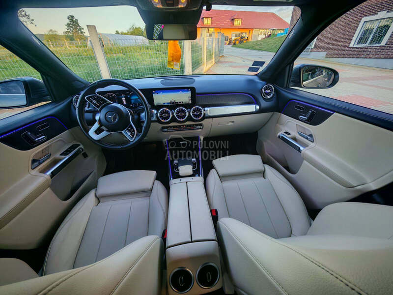 Mercedes Benz GLB 200 