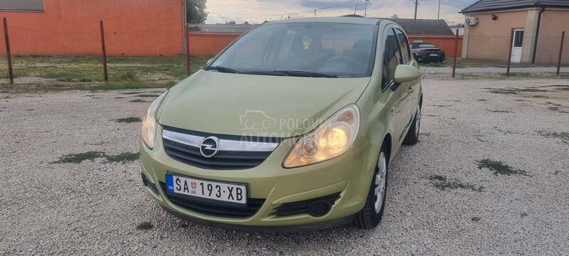 Opel Corsa D 1.4 b.e.n.z.i.n