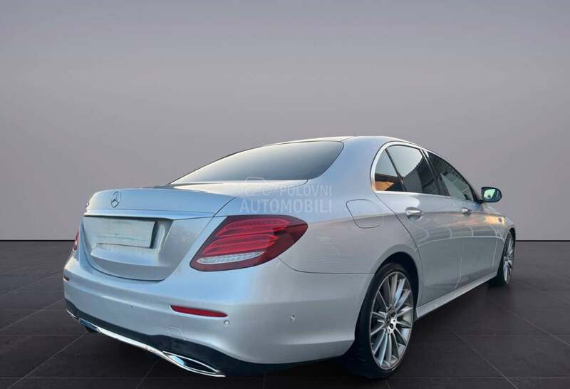 Mercedes Benz E 220 AMG optic