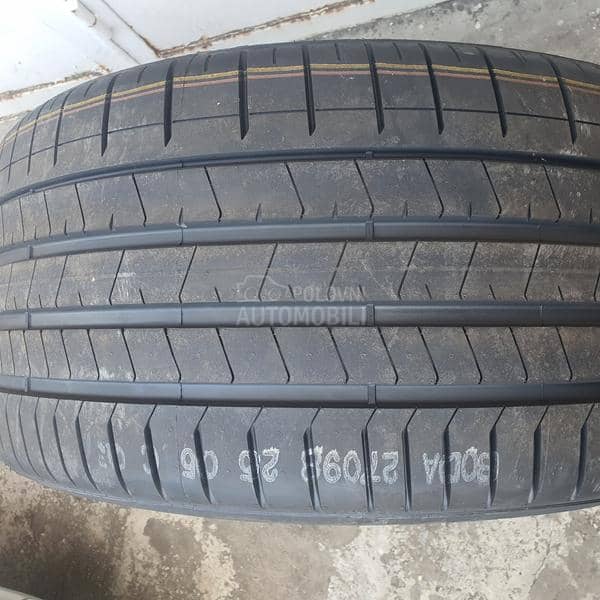 Pirelli 315/40 R21 Letnja