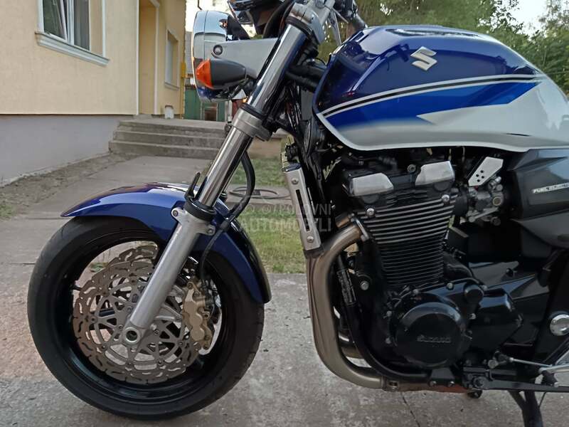 Suzuki GSX 1400