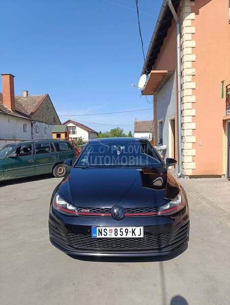 Volkswagen Golf 7 GTI