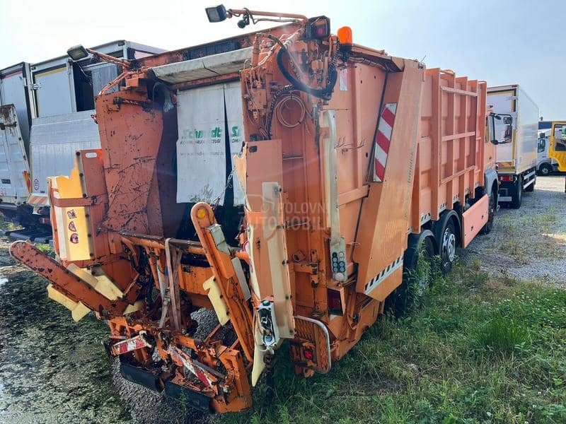 Mercedes Benz ATEGO 2528